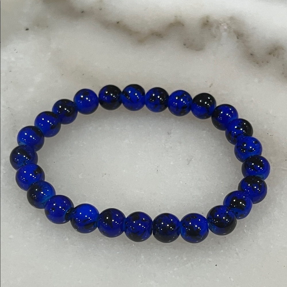 Elegant Blue Beaded Bracelet